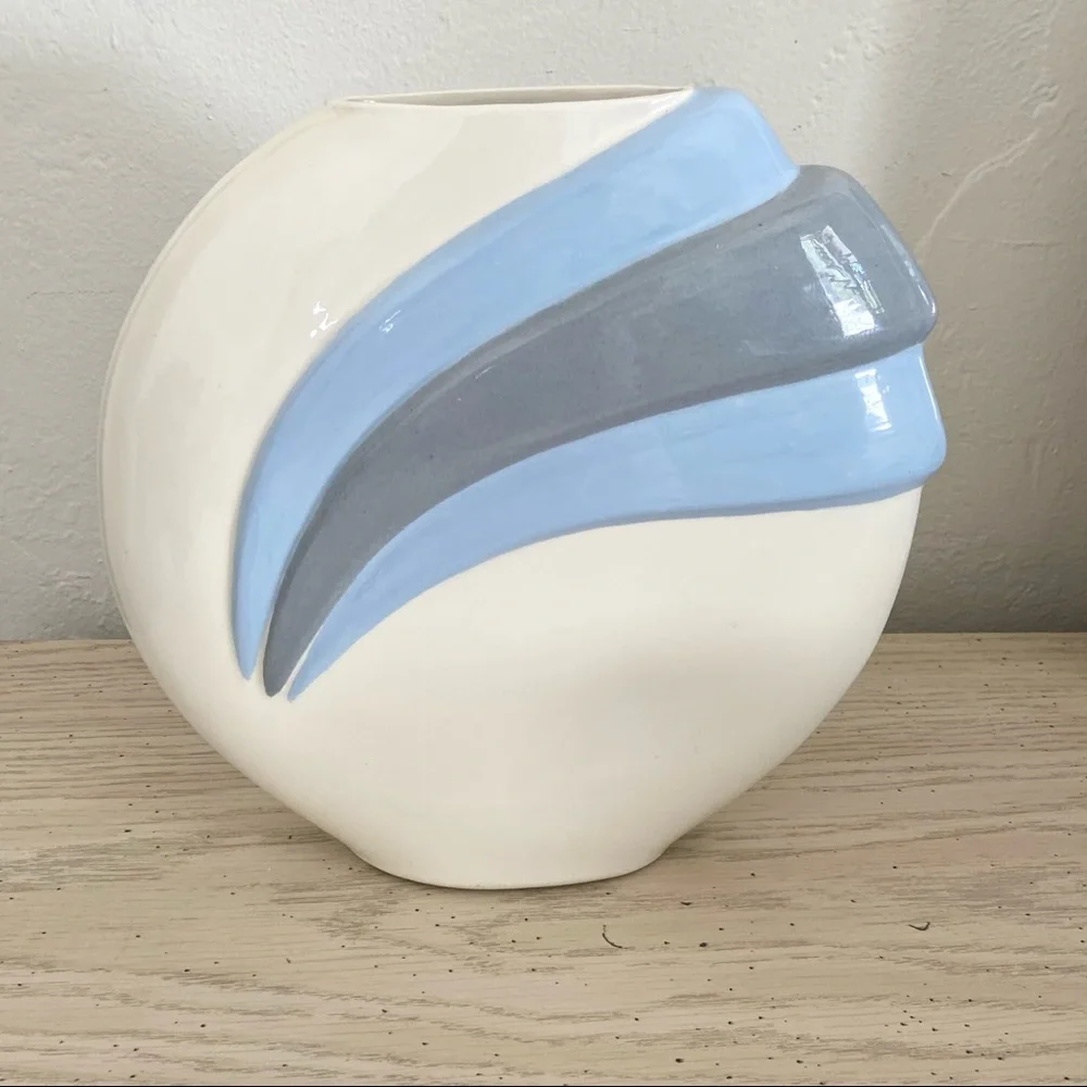 Vintage 1980s Art Deco Style Cornflower Blue and Cream Flat Round Ceramic Vase